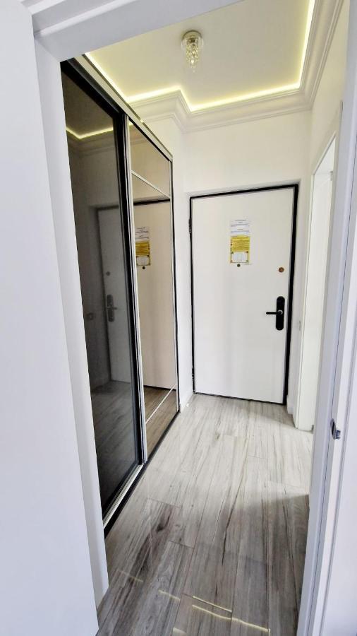 White Tower - Private Studio 106 Mamaia Buitenkant foto